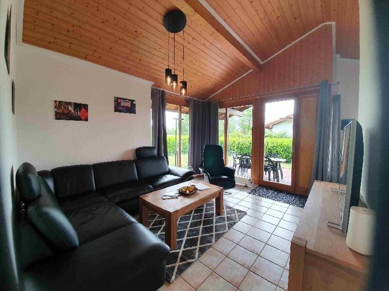 Ferienhaus Vier Pfoten Schweiburg Zewnętrze zdjęcie